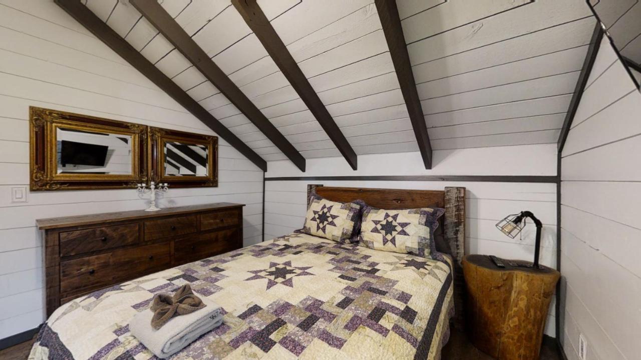 Bigfoots Hideaway Cabin Gatlinburg Exterior foto